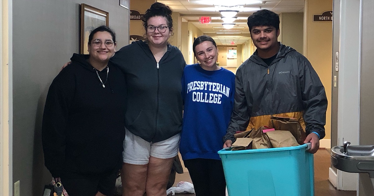 Presbyterian College SVS delivers goody bags to residents of Woodbridge in Clinton