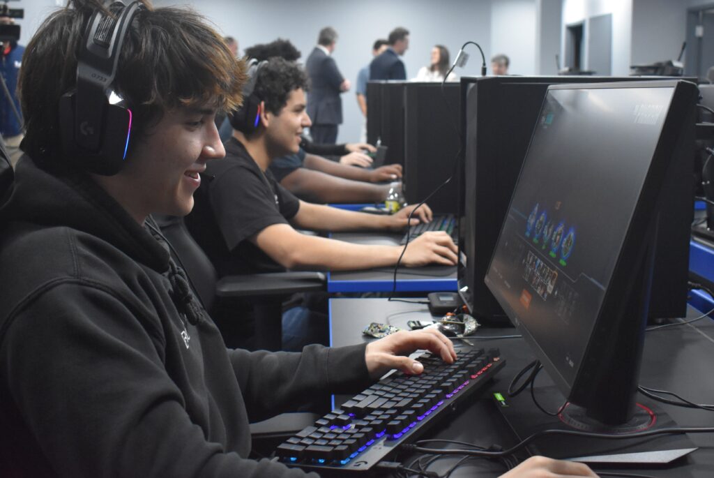 Row of students on gaming computers