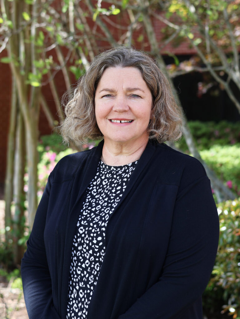 Amy Messersmith-Love headshot