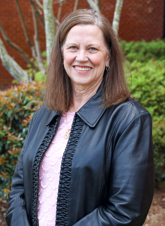 Nancy Taylor Headshot